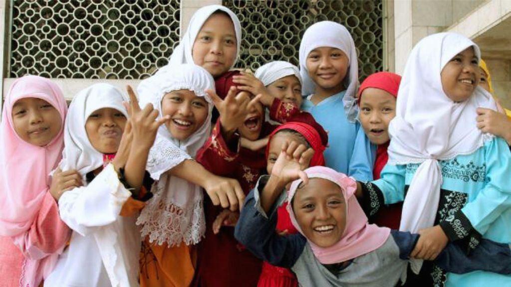 Akhlak Islam Terhadap Anak Yatim: Meningkatkan Kualitas Kehidupan Mereka